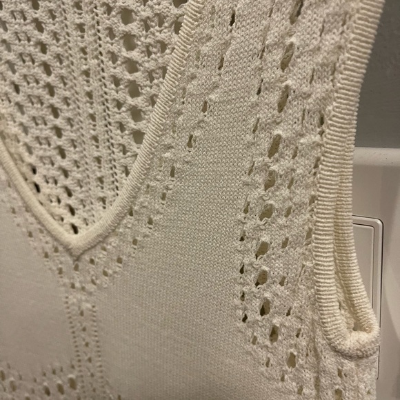 BCBG Cream Top - Picture 3 of 4